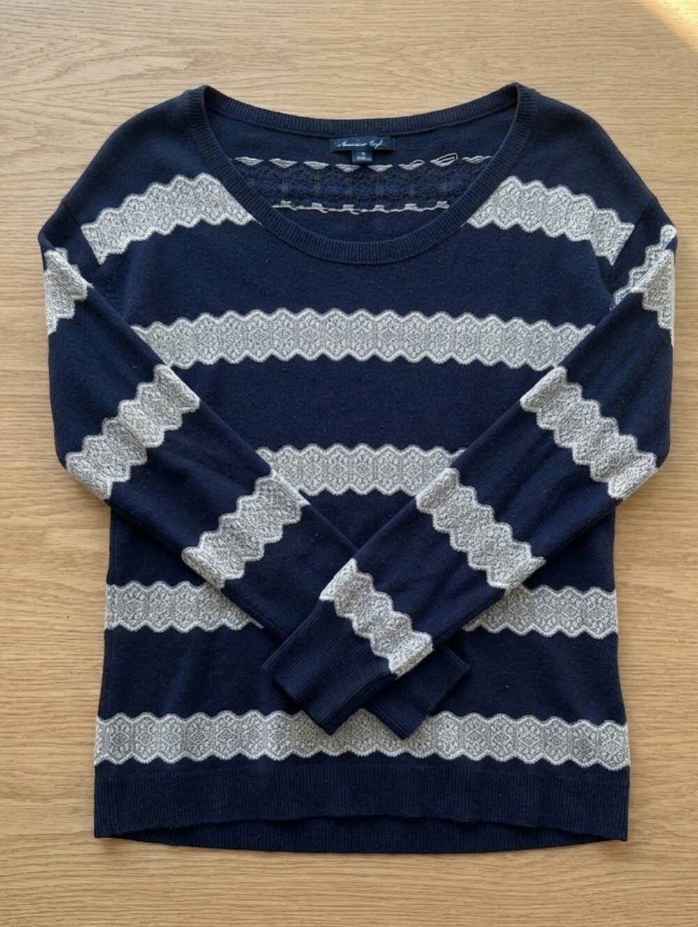 American Eagle - Lace Stripe Crewneck Sweater 6846 | Size Medium | Blue & White